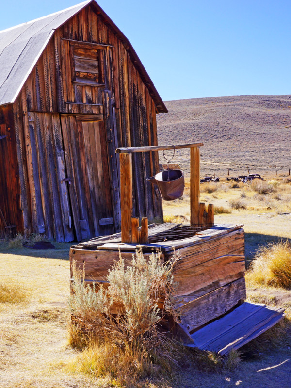 Bode Barn and Well